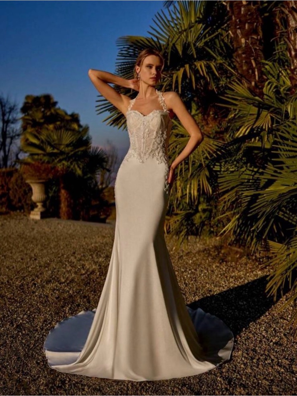 Elegant white Lace-Accented Halter neck Mermaid wedding Dress